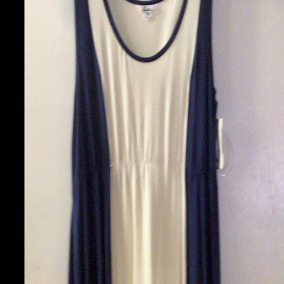 🌟 Hi-Low Sleeveless Tank Dress - Picture 3 of 5